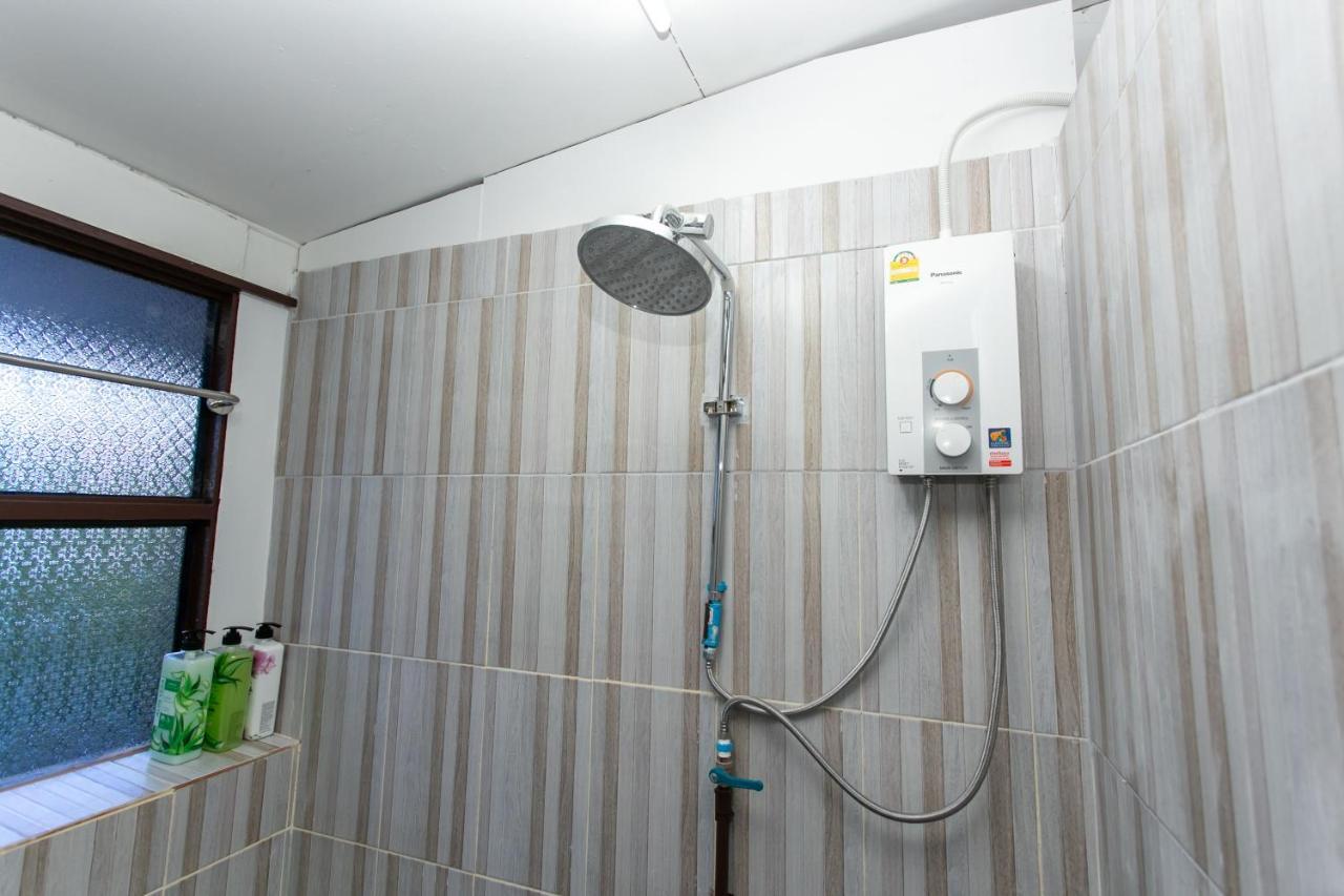 Хостел Arku'S House Чиангмай Экстерьер фото